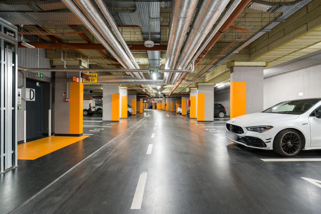 Esencja Apartments With Free Parking Garbary 104 By Noclegi Renters Poznan Dış mekan fotoğraf