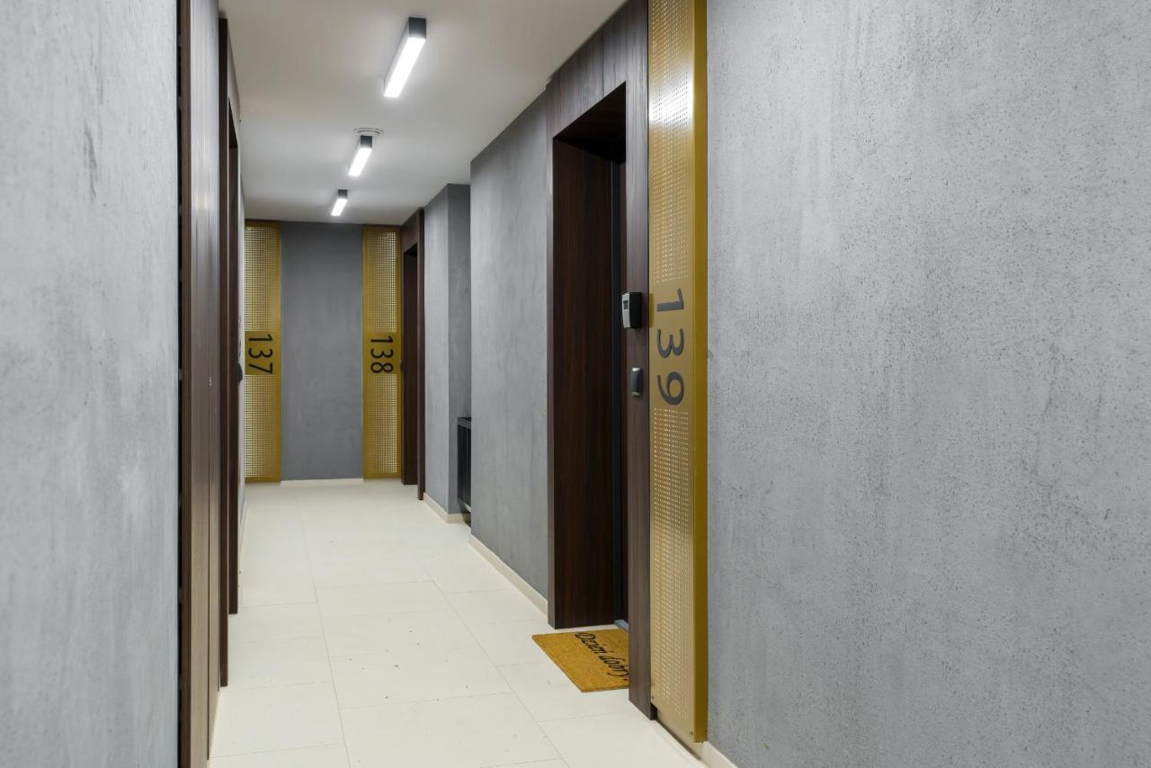 Esencja Apartments With Free Parking Garbary 104 By Noclegi Renters Poznan Dış mekan fotoğraf