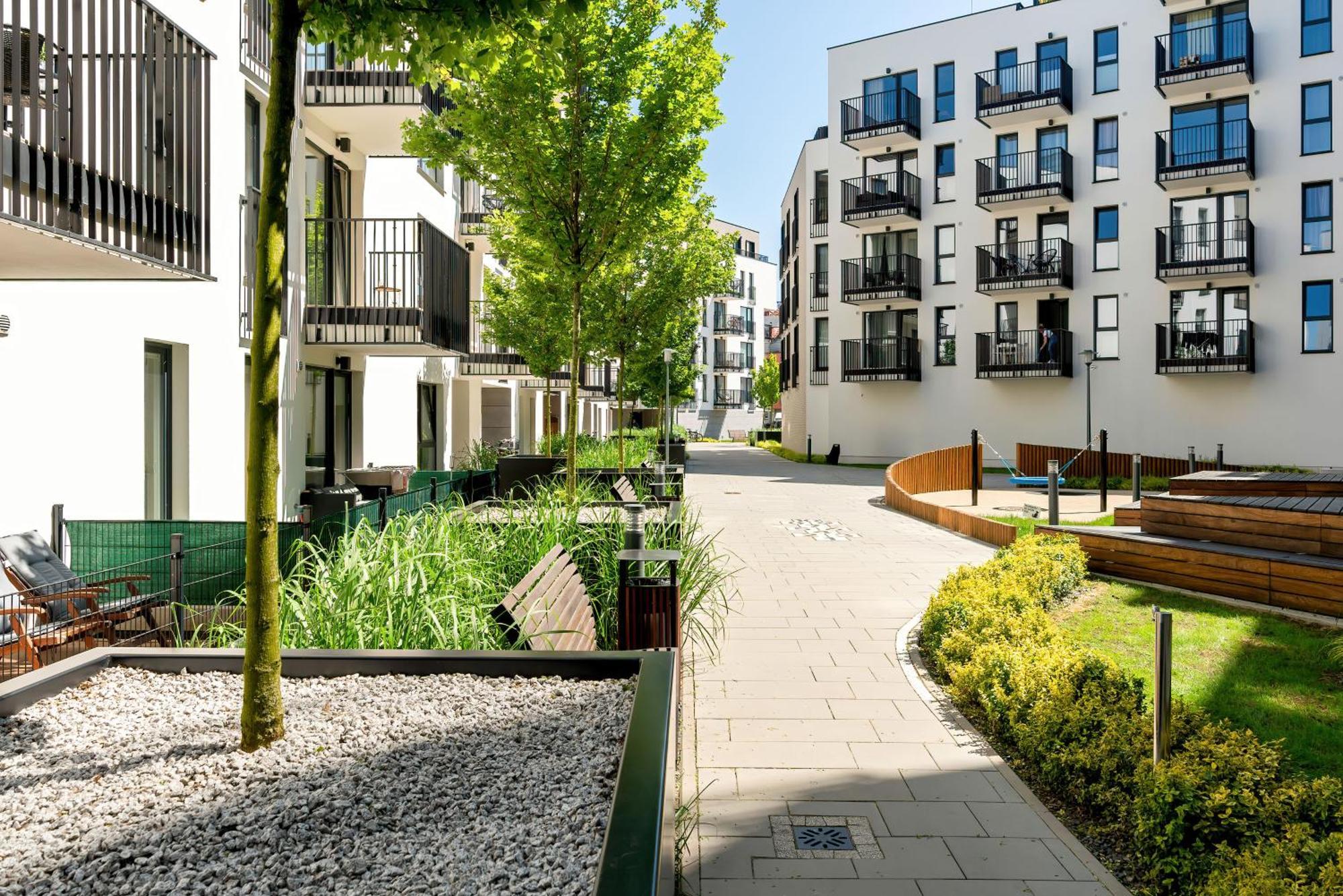 Esencja Apartments With Free Parking Garbary 104 By Noclegi Renters Poznan Dış mekan fotoğraf